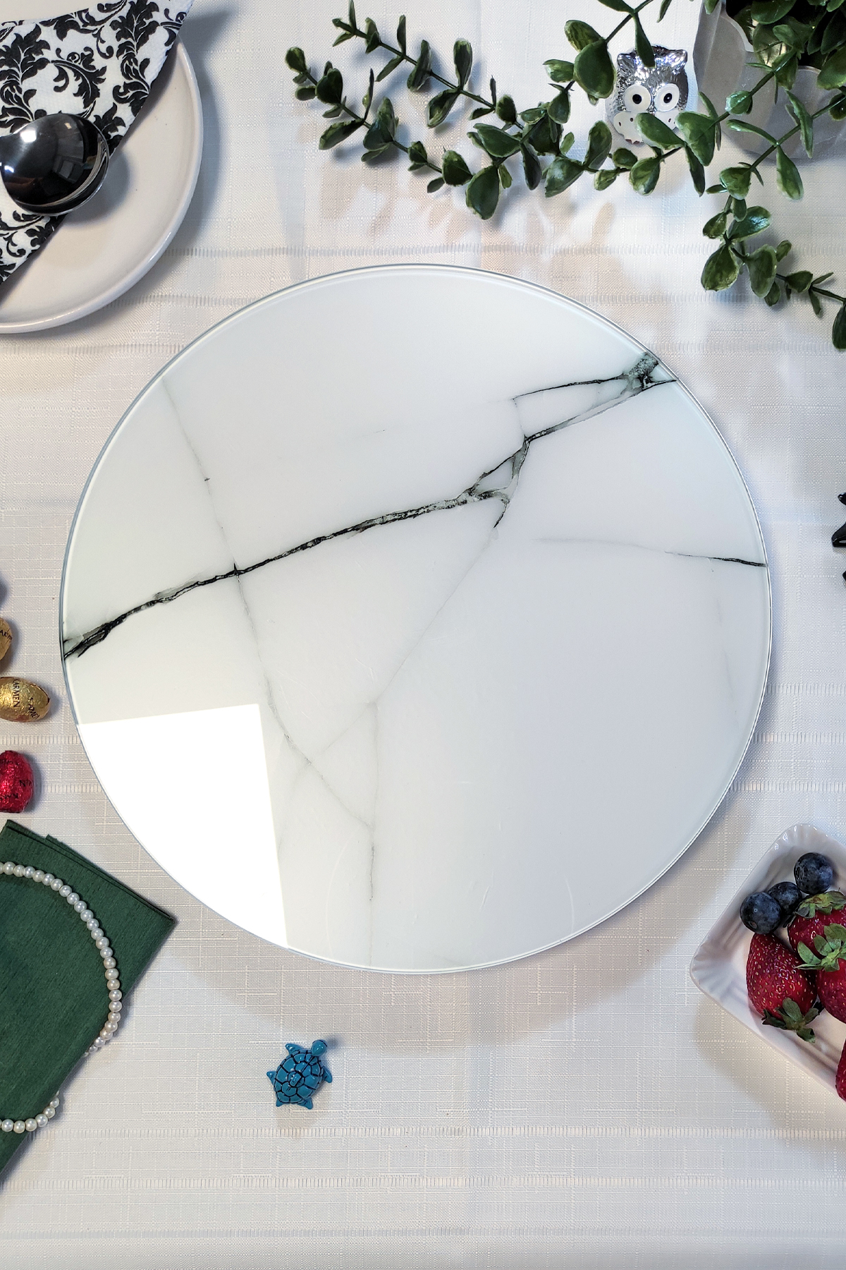 Beyaz Mermer Desenli Dönen Sunum Tabağı